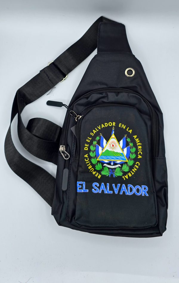 MOCHILA CON DISEÑO DE EL SALVADOR