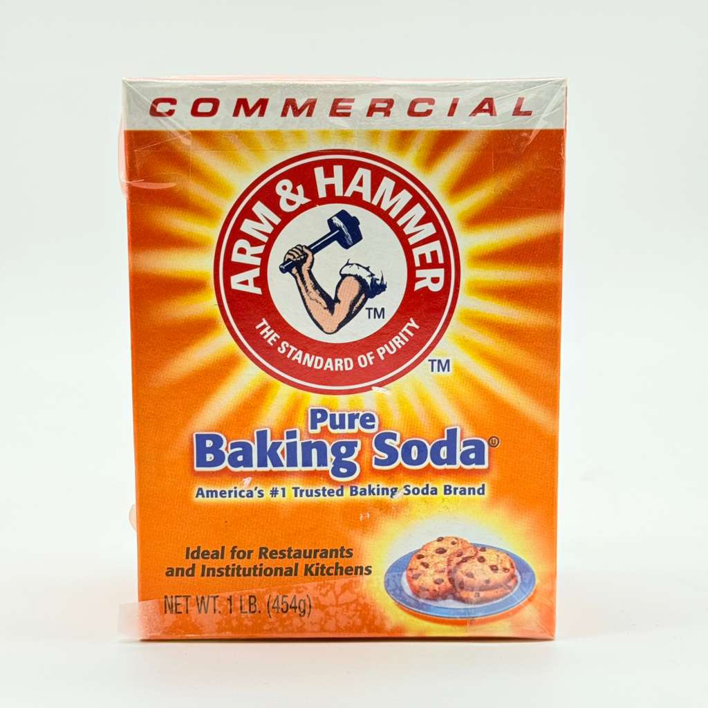 Arm & Hammer Pure Baking Soda – 454 g (1 lb)
